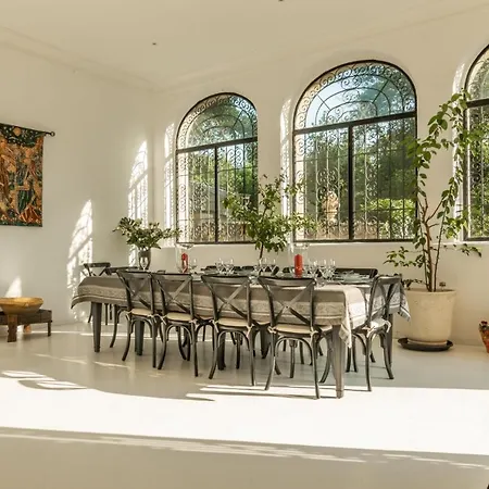 Sleeps 8 Pool *